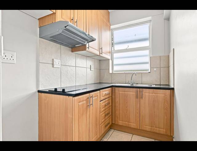 1 BEDROOM APARTMENT FOR SALE IN PINELANDS